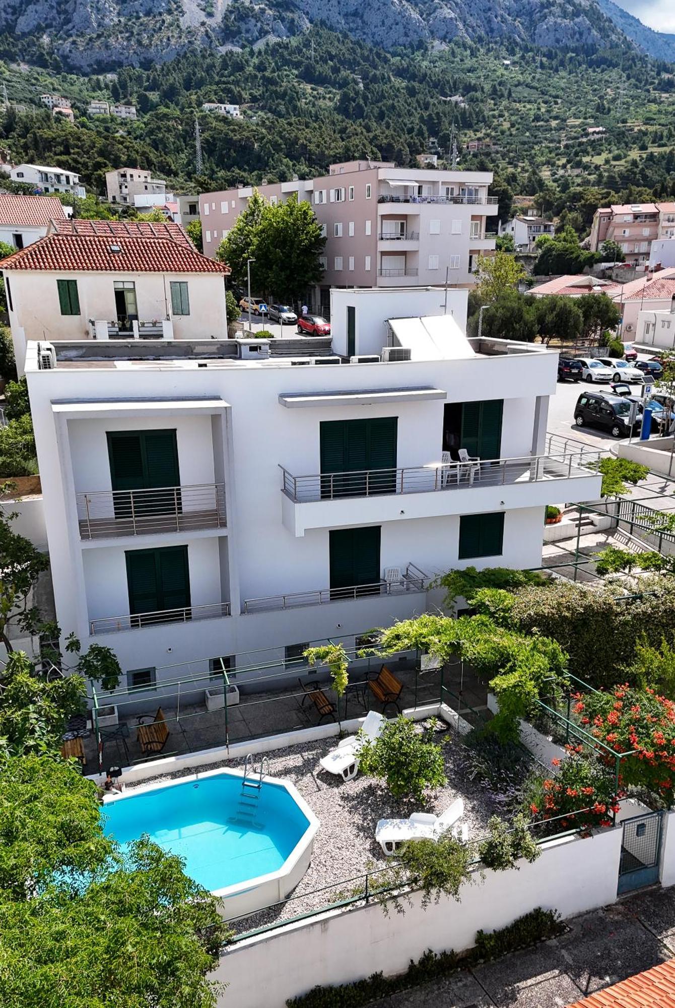 Apartments Turtle Gardens Makarska Exterior photo