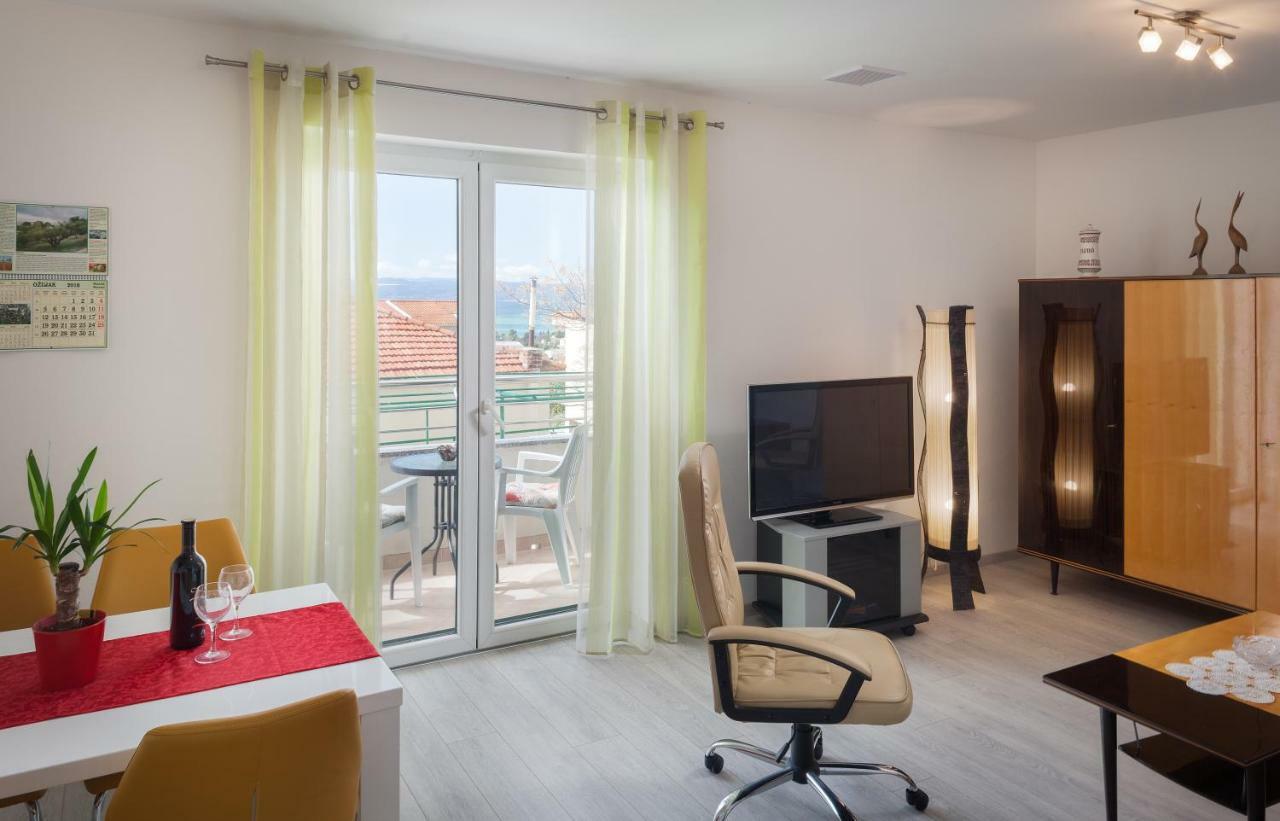 Apartments Turtle Gardens Makarska Exterior photo